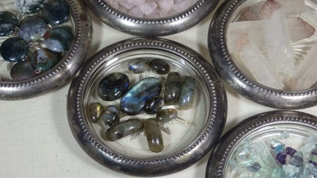 20+ Ideas for Using Labradorite Beads in Your Jewelry - Beadsofcambay.com