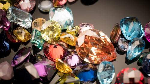 Crafting on a Budget: The Benefits of Wholesale Beads - Beadsofcambay.com