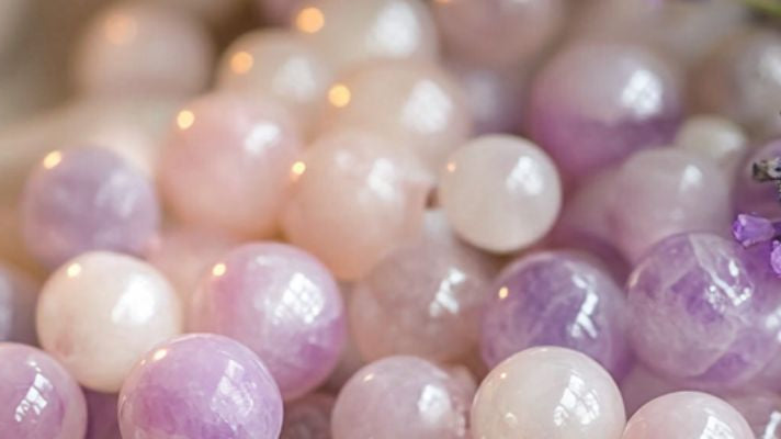 Hackmanite Meaning: Healing Properties, Benefits, and Uses - Beadsofcambay.com