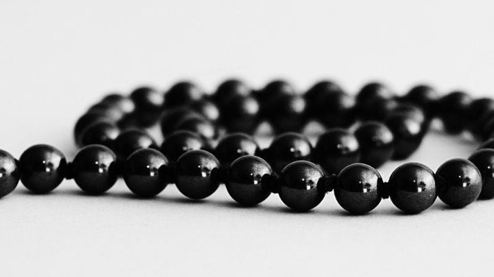 Hematite Meaning: Healing Properties, Benefits, and Powers - Beadsofcambay.com