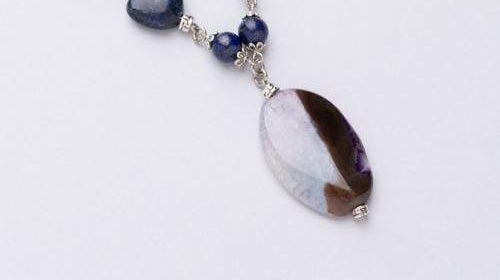 How to Add Focal Beads to Your Handmade Jewelry - Beadsofcambay.com