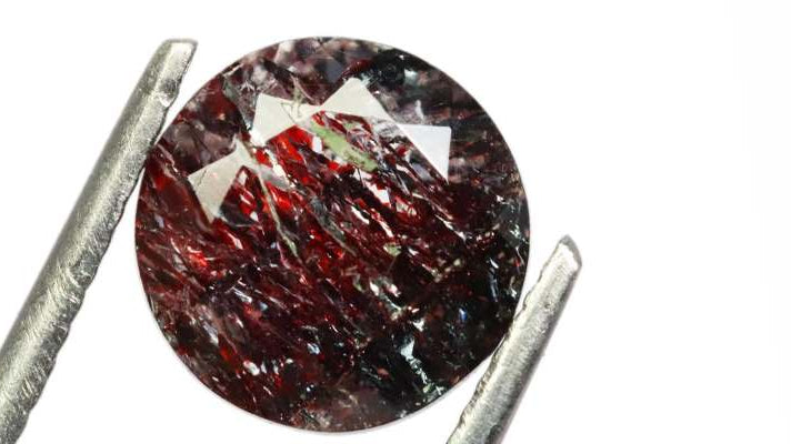 Lepidocrocite: Meaning, Healing Properties, Benefits, Uses & More - Beadsofcambay.com