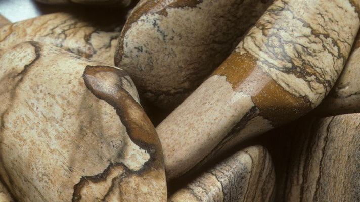 Ocean Jasper Meaning: Healing Properties, History & Uses - Beadsofcambay.com