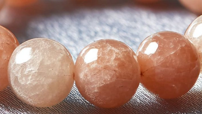 Peach Moonstone Meaning: Healing Properties, Benefits, and Uses - Beadsofcambay.com