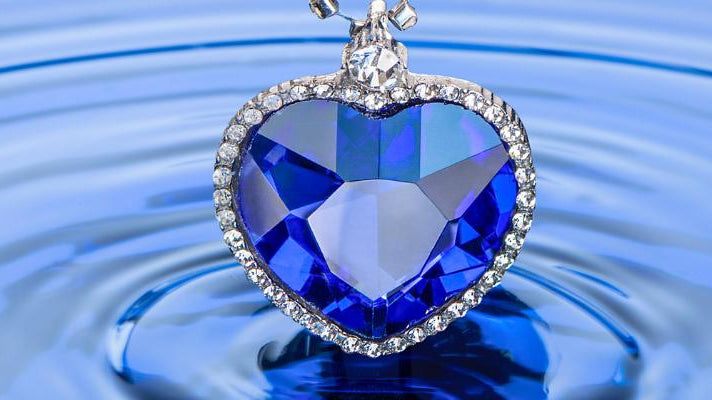 Sapphire Stone: Meaning, Healing Properties, Benefits, Uses & More - Beadsofcambay.com