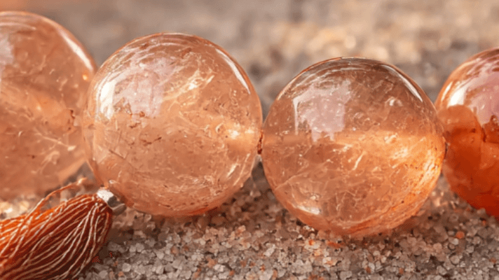 Tangerine Quartz Meaning: Healing Properties, Benefits, and Uses - Beadsofcambay.com