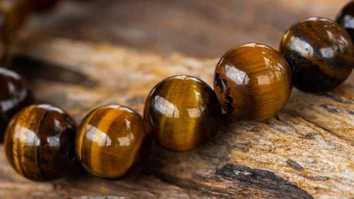 Tigers Eye Meaning: Healing Properties, Benefits, and Uses - Beadsofcambay.com