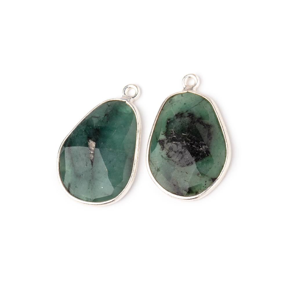 20.5x15.5mm .925 Silver Bezel Emerald Faceted Freeform Set of 2 Pendants - Beadsofcambay.com