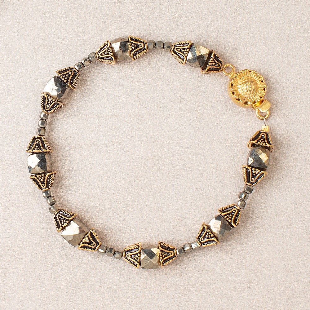 8x5mm Antiqued 22kt Plated Copper Pyramid Square Bead Cap 8 inch 40 pieces - Beadsofcambay.com