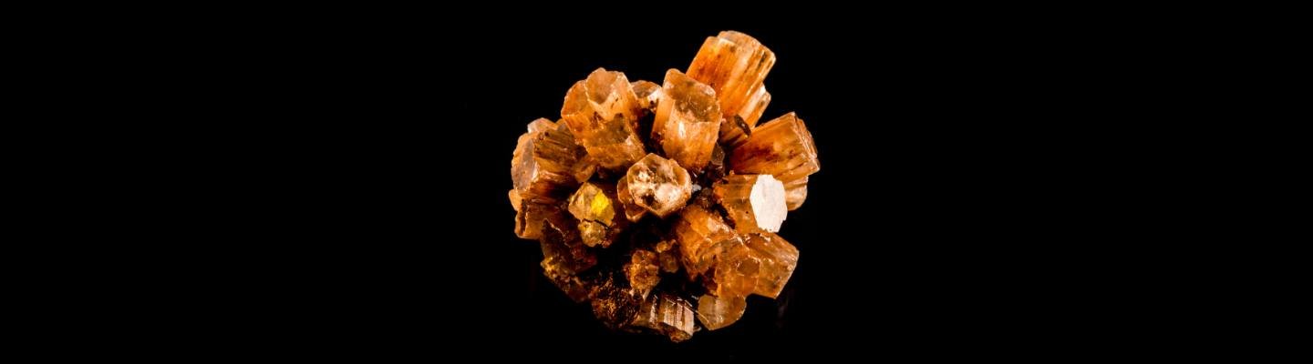 Aragonite Crystal: Meaning, Healing Properties, Benefits, Uses & More - Beadsofcambay.com