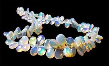 Falling in Love with Autumn Birthstones - Beadsofcambay.com