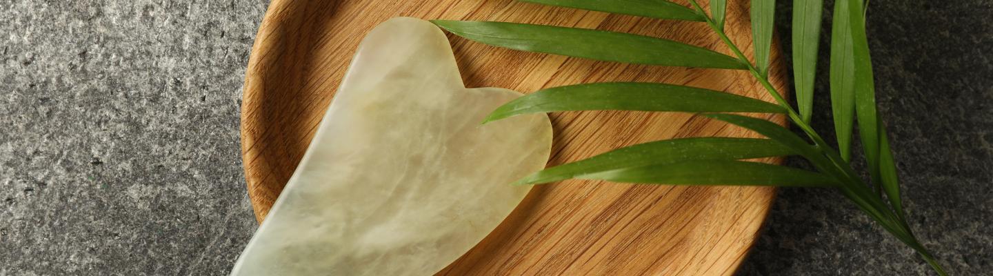 Jade Meaning: Healing Properties, Benefits, and Uses - Beadsofcambay.com