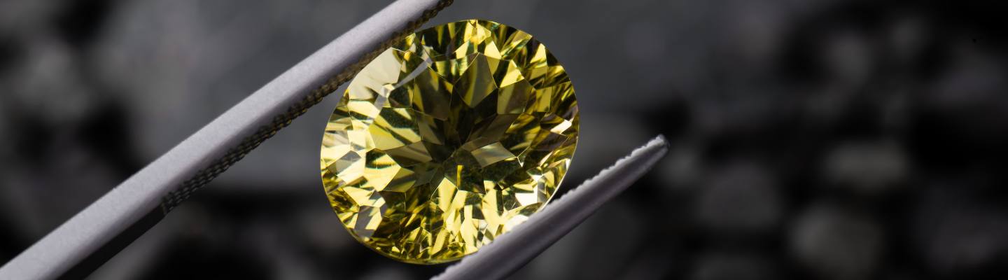 Lemon Quartz Meaning: Healing Properties, Benefits, Uses & More - Beadsofcambay.com