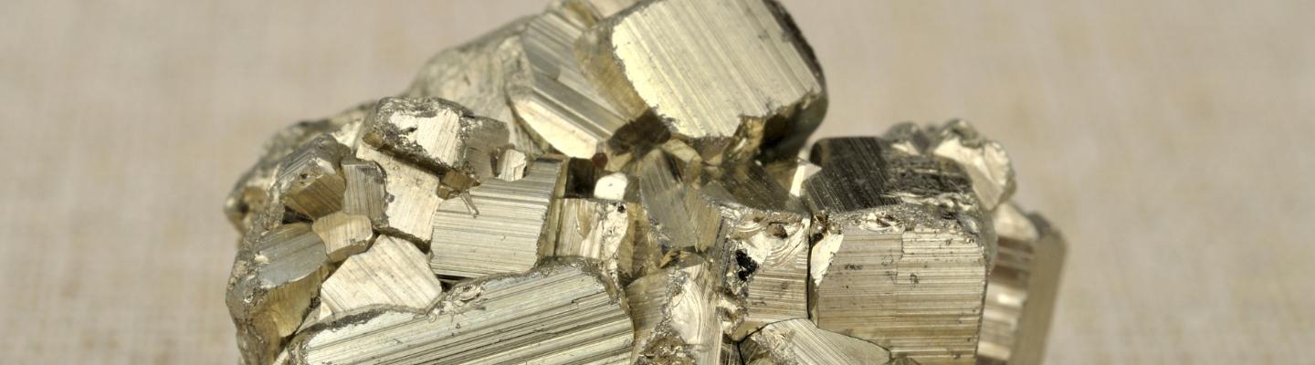 Pyrite Meaning: Healing Properties, Benefits, and Uses - Beadsofcambay.com