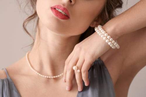 What Colors Do Pearls Come In: Best Pearls for Your Project - Beadsofcambay.com