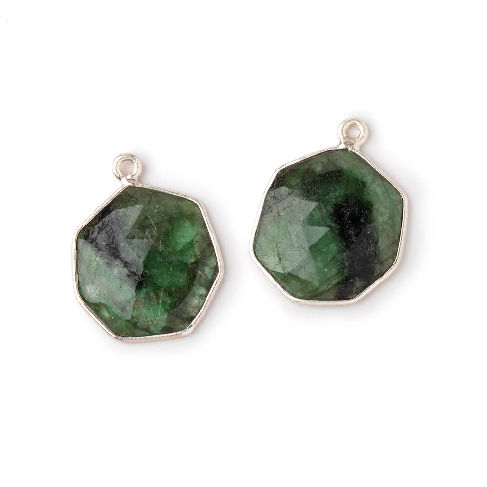 18x17mm .925 Silver Bezel Emerald Faceted Freeform Set of 2 Pendants - Beadsofcambay.com