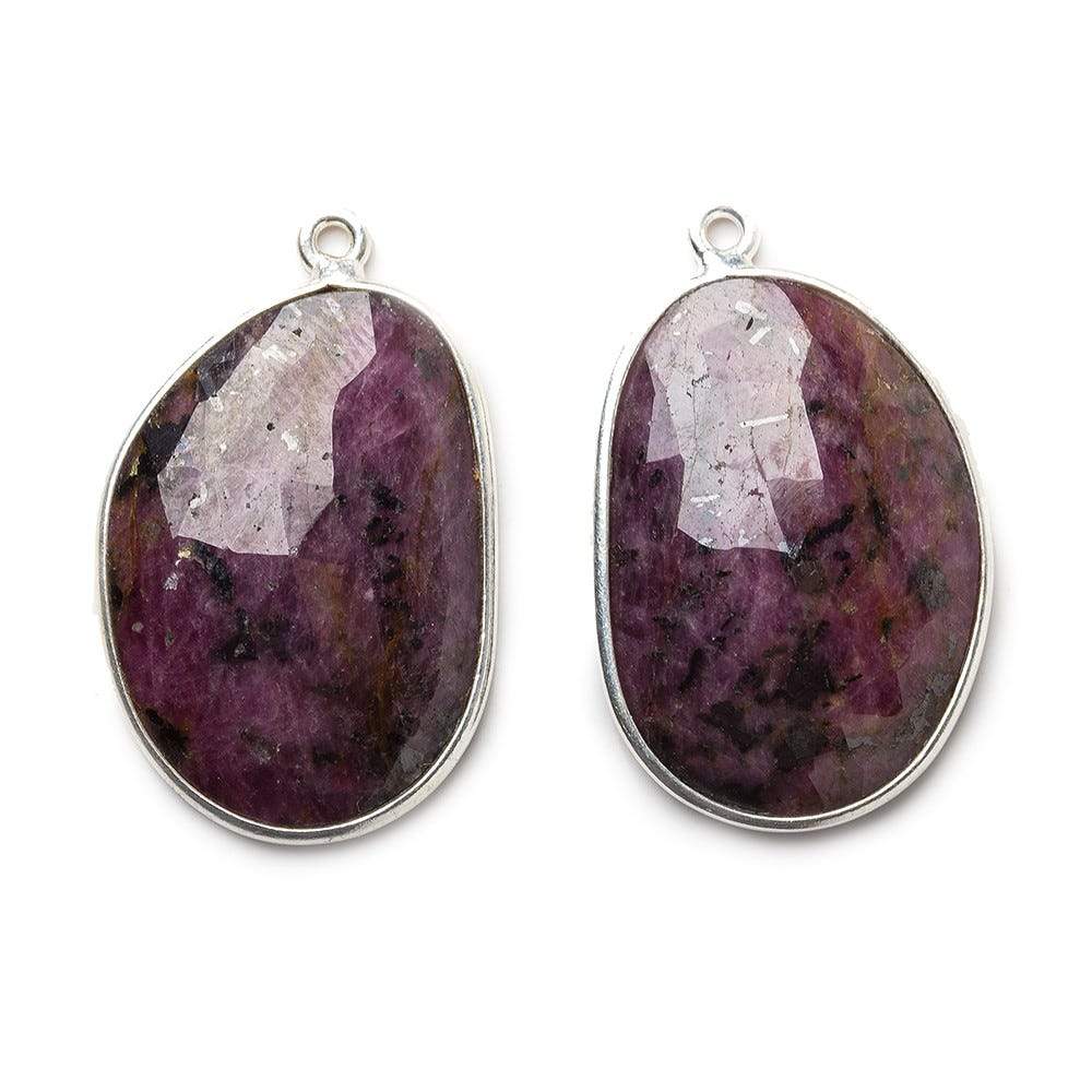25x18mm Silver .925 Bezel Ruby faceted free shape Pendant Set of 2 pieces - Beadsofcambay.com