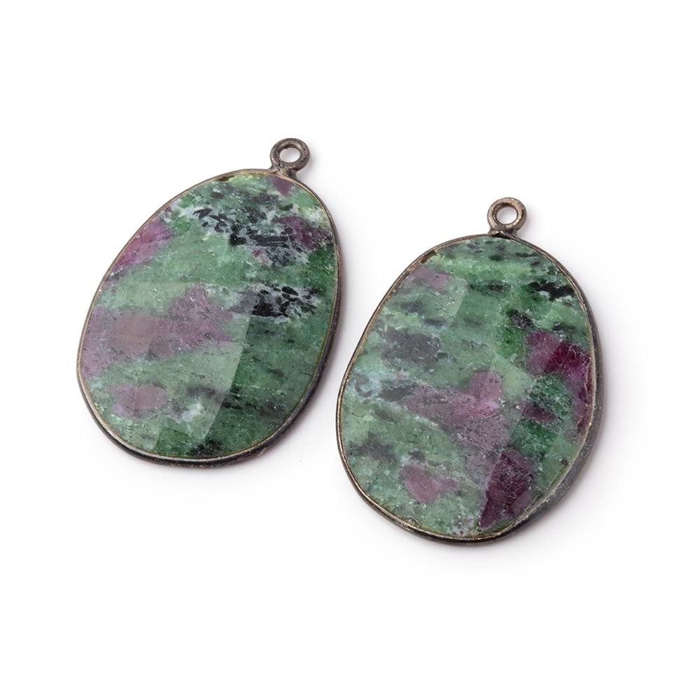 26mm Black Gold Bezel Ruby in Zoisite Faceted Freeform Set of 2 Pendants - Beadsofcambay.com