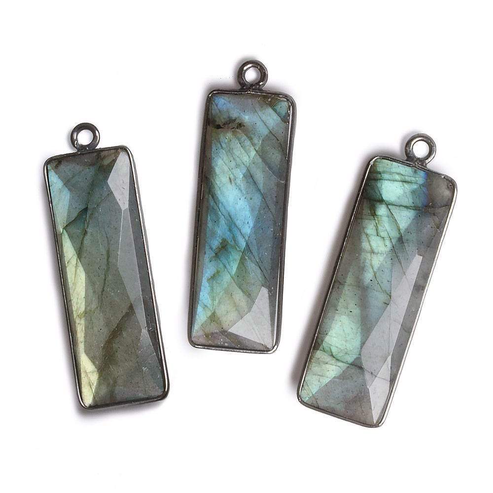 31x11mm Black Gold Bezel Labradorite Bar 1 ring pendant 1 piece - Beadsofcambay.com