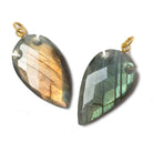 35x20mm Labradorite Faceted Arrowhead Focal Pendant 1 piece - Beadsofcambay.com